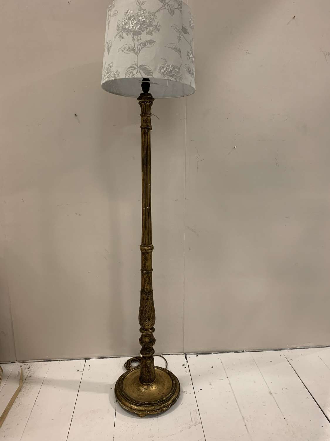 1930s Italian gilt standard painted lamp