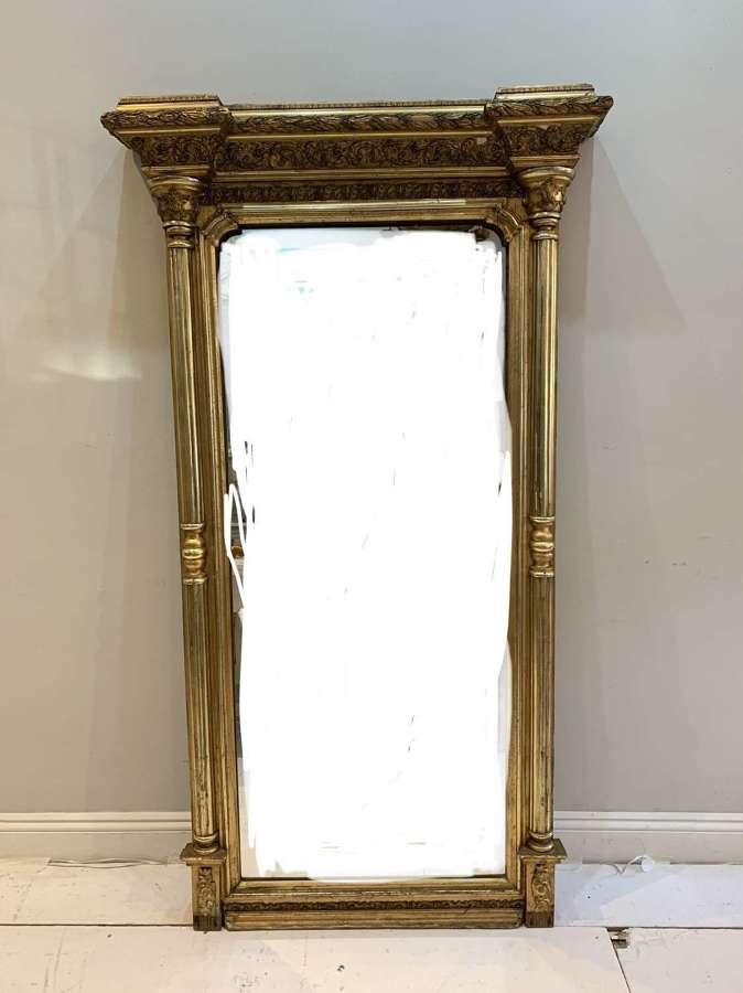 Early 19th classic country house gilt mirror