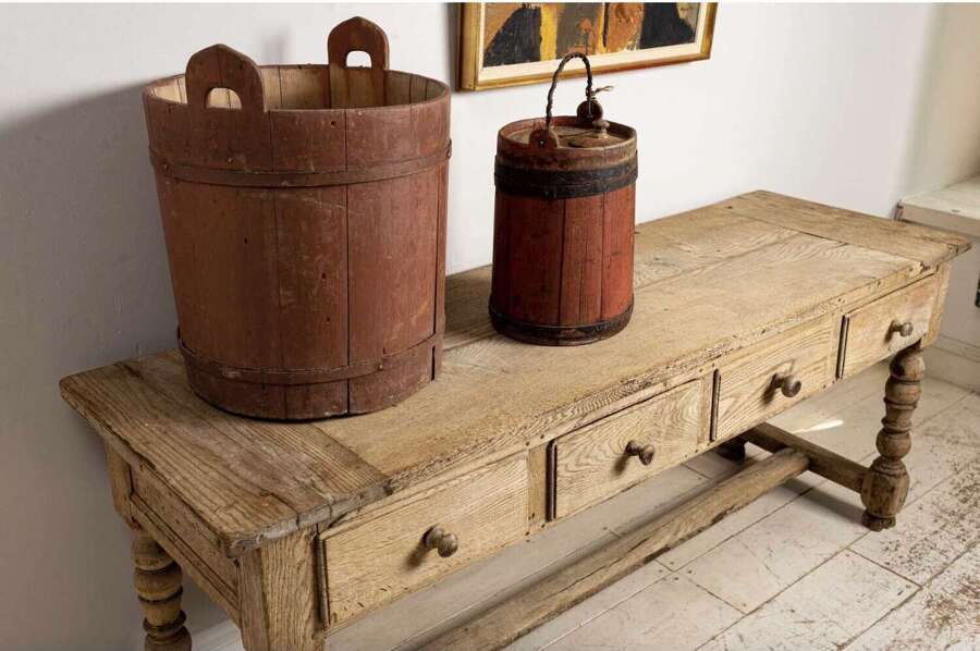 Early C19th Swedish painted barrel with original paint