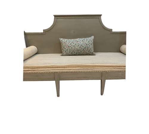 Early C19th painted Swedish Gustavian sofa