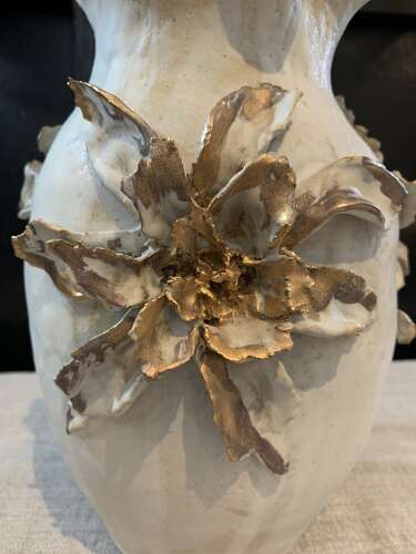 Anna Scholz handmade ceramic Aurora vase