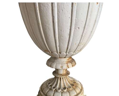 C1890 English pair of cast iron urns
