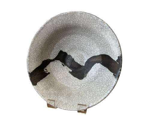 Kyoto bowl by ceramic artist Anna Scholz